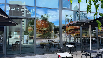 Black & White Burger Lyon Part Dieu