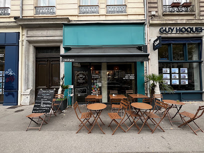 Anahera, Lyon